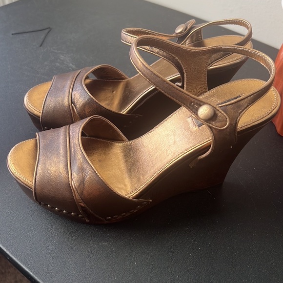 Prada copper sling back wedges. - Picture 5 of 7